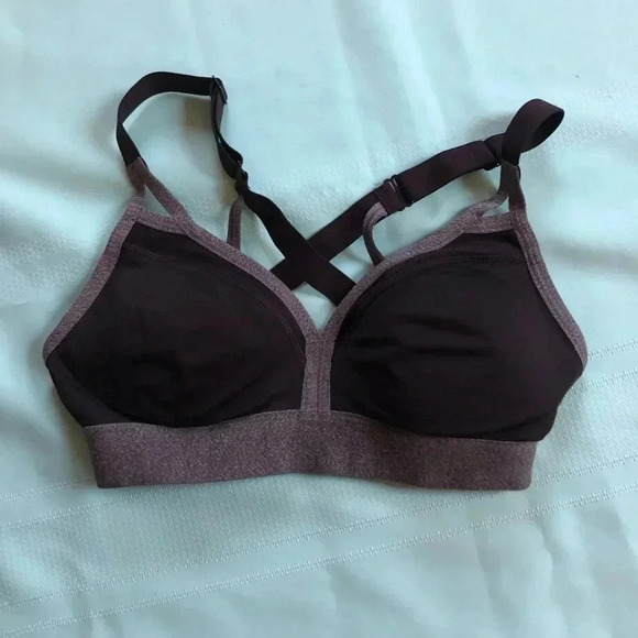 Champion Cross Back Sports Bra - Picture 2 of 8